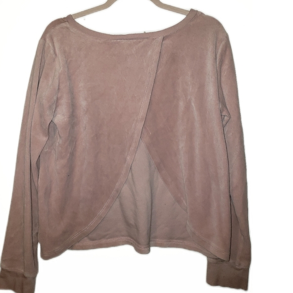 5/$20 Victoria's Secret - Picture 3 of 3